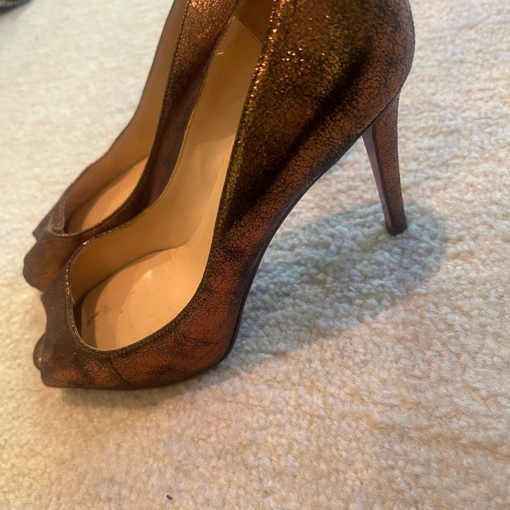 Copper/Gold Christian Louboutin Peep Toe Heels/Sandals